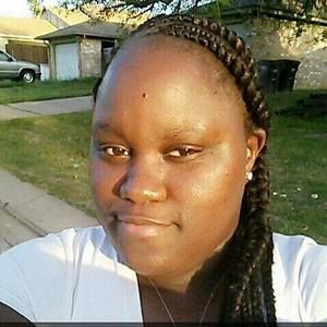 Meet your Posher, Monica