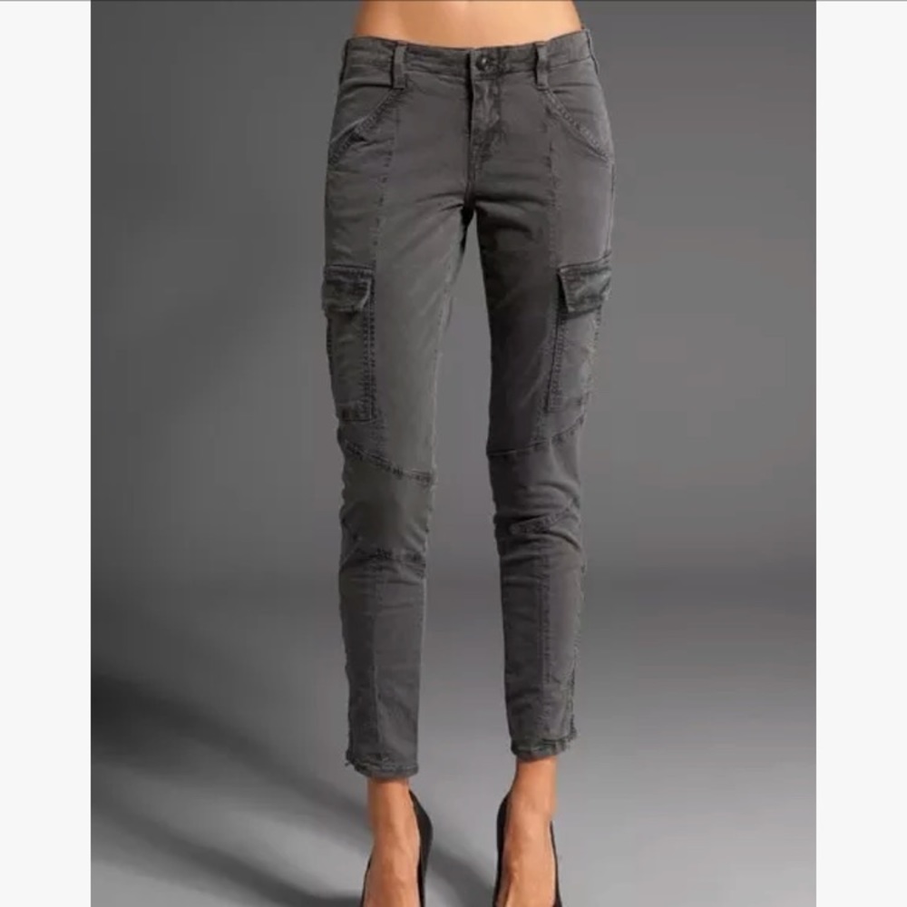 ⚡️SOLD⚡️J Brand Houlihan Cargo Skinny Vin Blk