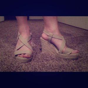 Tan wedges