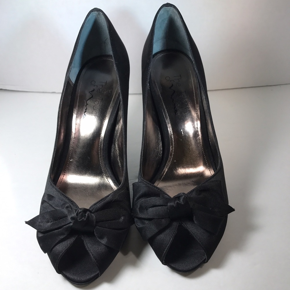 Nina Ricci's The Touch Of Nina Open Toe Bow Pumps