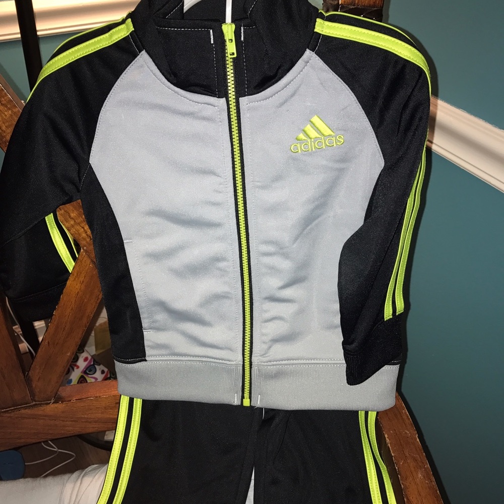 Adidas 2 piece boy