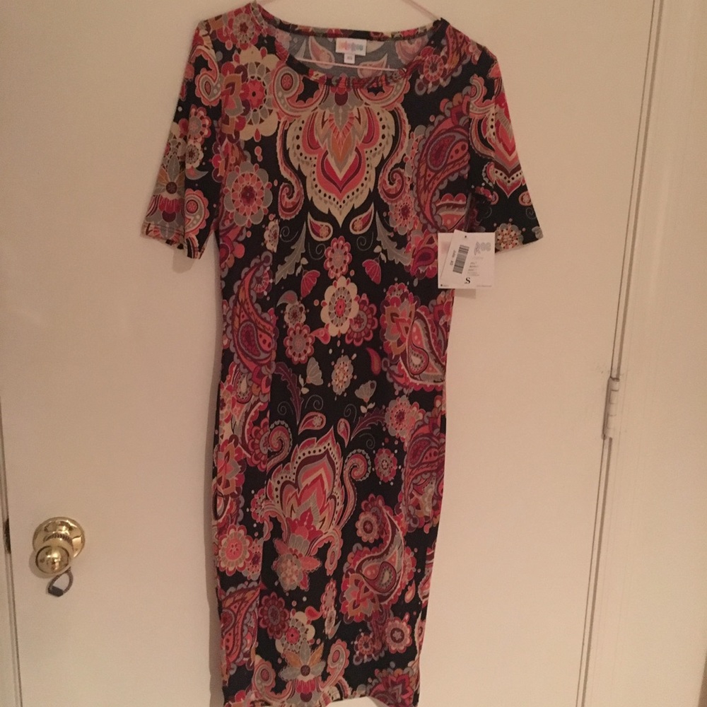Lularoe xs Julia