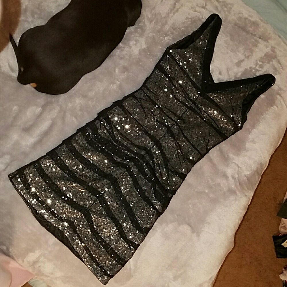PRICE DROP! -Express Dress!