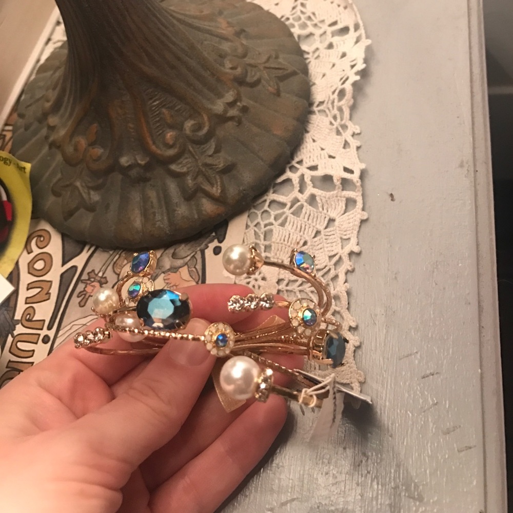 Set of 7, Bella and jack cuffs