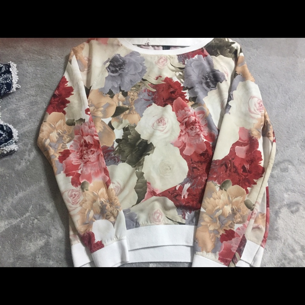 Forever 21 floral Blouse 👚