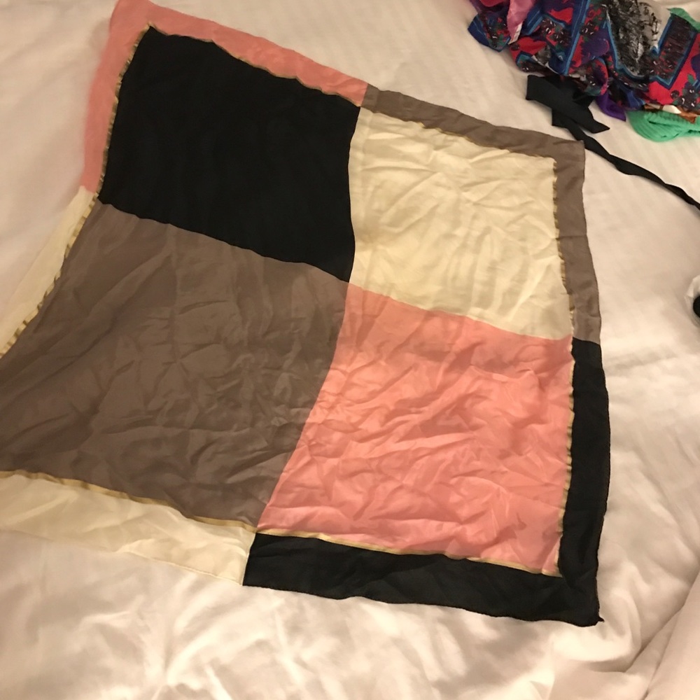 Huge scarf