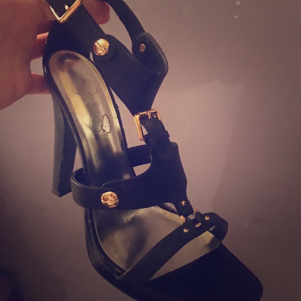Jessica Simpson black and gold pumps