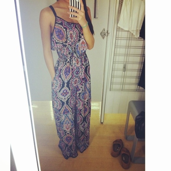 🚫SOLD🚫 Spring Jumpsuit - Picture 5 of 5