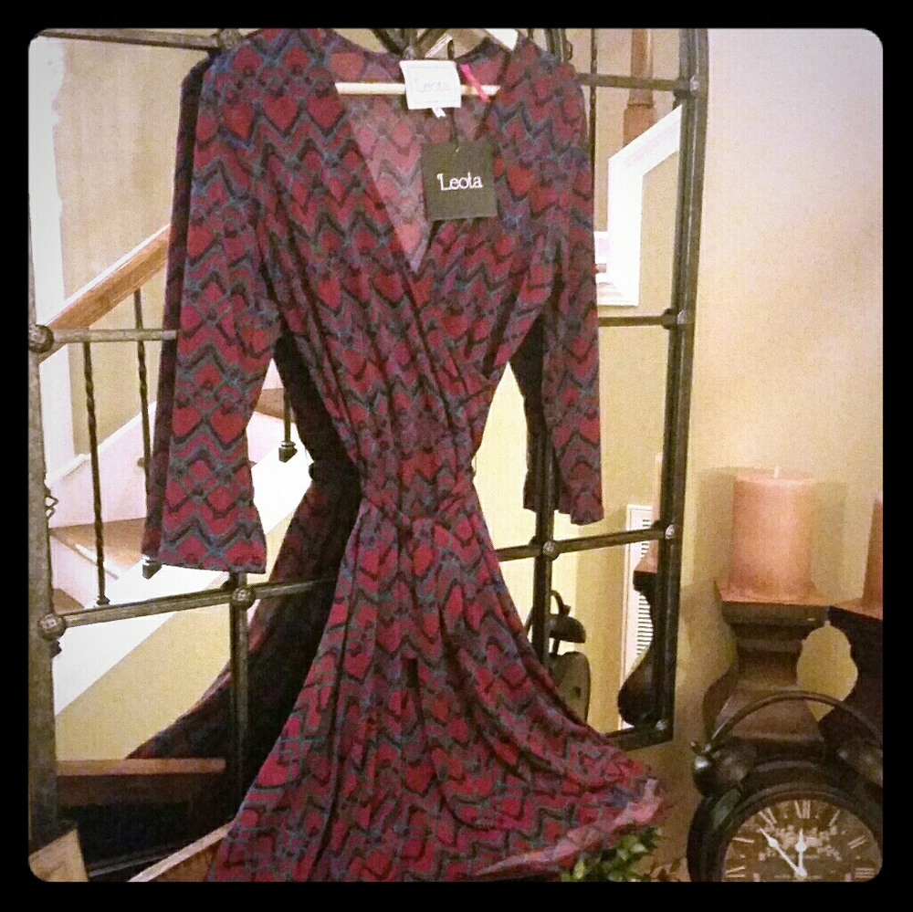 Brand new Leota perfect wrap mini dress!  Size M!