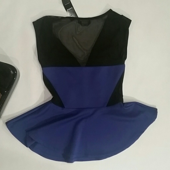 Bebe Peplum Top - Picture 2 of 2