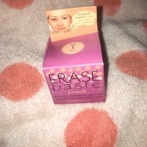 Erase Paste concealer ! TRADE @ Elleshaross