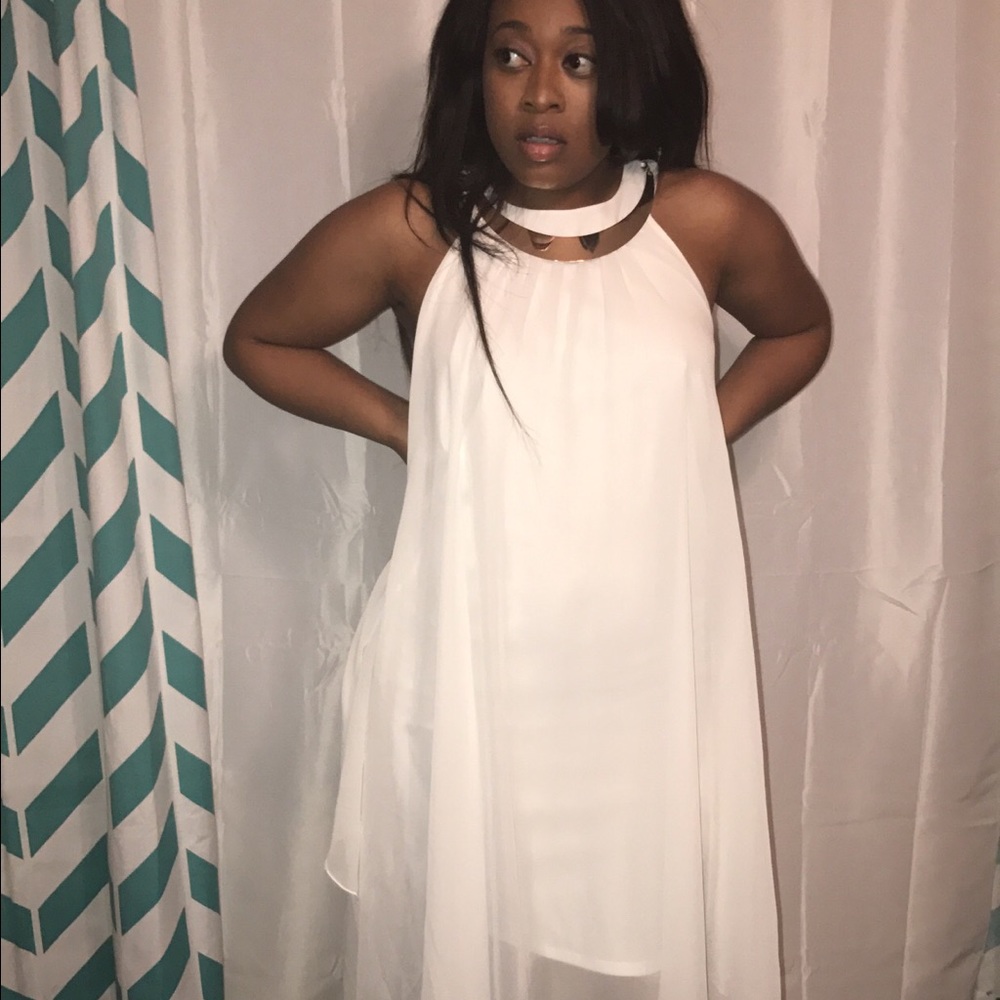 Dress - Picture 2 of 4