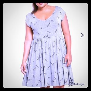 Torrid size 1 NWT 14/16 Giraffe dress.