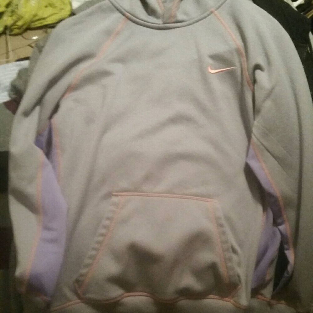 WOMEN'S PURPLE NIKE HOODIE