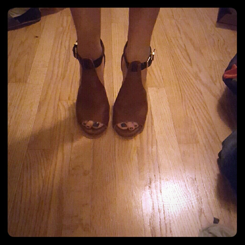 Leather heels