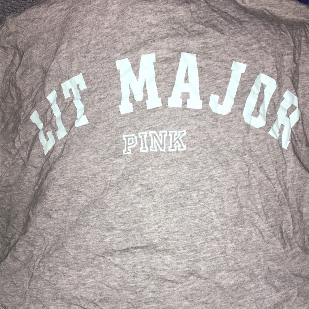Campus tee