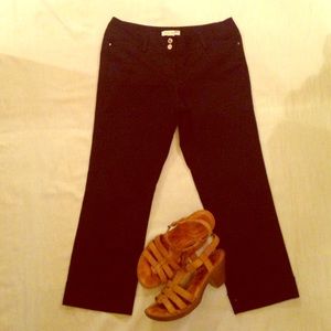 White House Black Market Black cropped cuffed pant