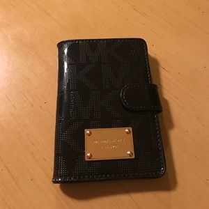 Passport holder/wallet