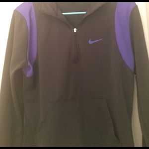 Women's active Nike Long sleeve shirt