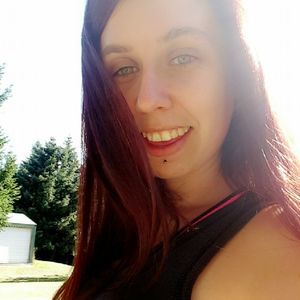 Meet your Posher, Ayla