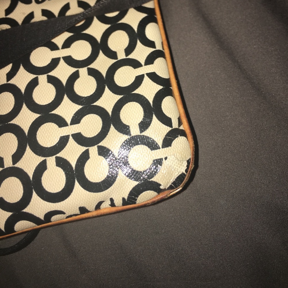 Coach Crossbody - Picture 4 of 5