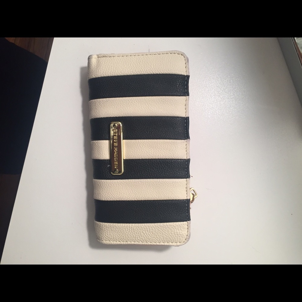 Steve Madden Wallet