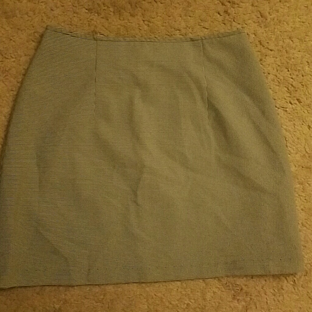 Plaid 90s skirt