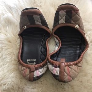 Quilted Burberry House Check Travel Slippers