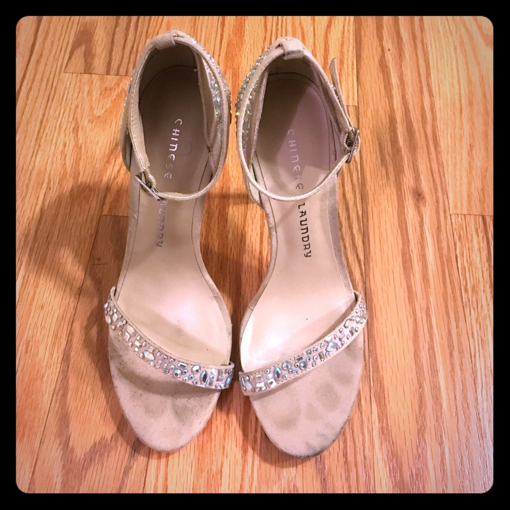 Chinese Laundry heel