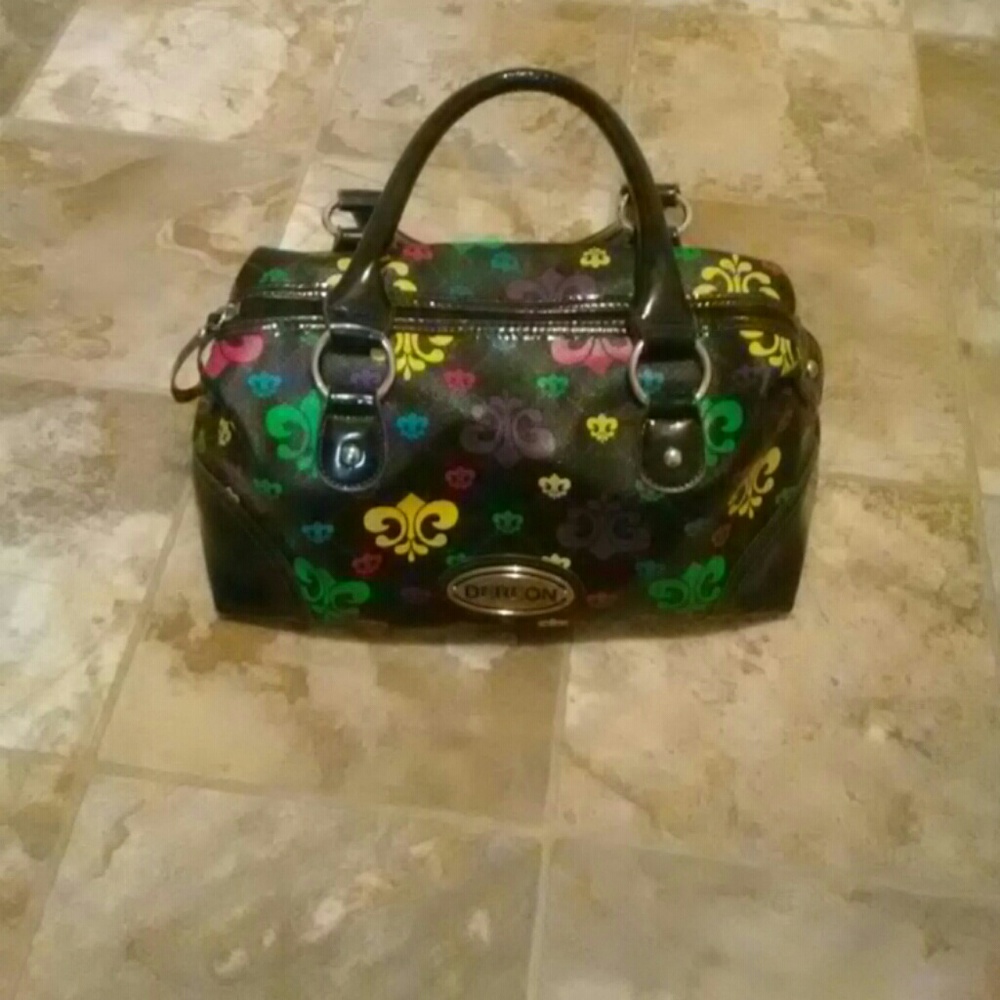 Hand bag (Dereon}