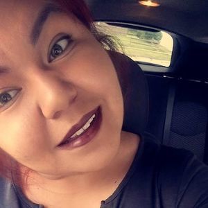 Meet your Posher, Violet