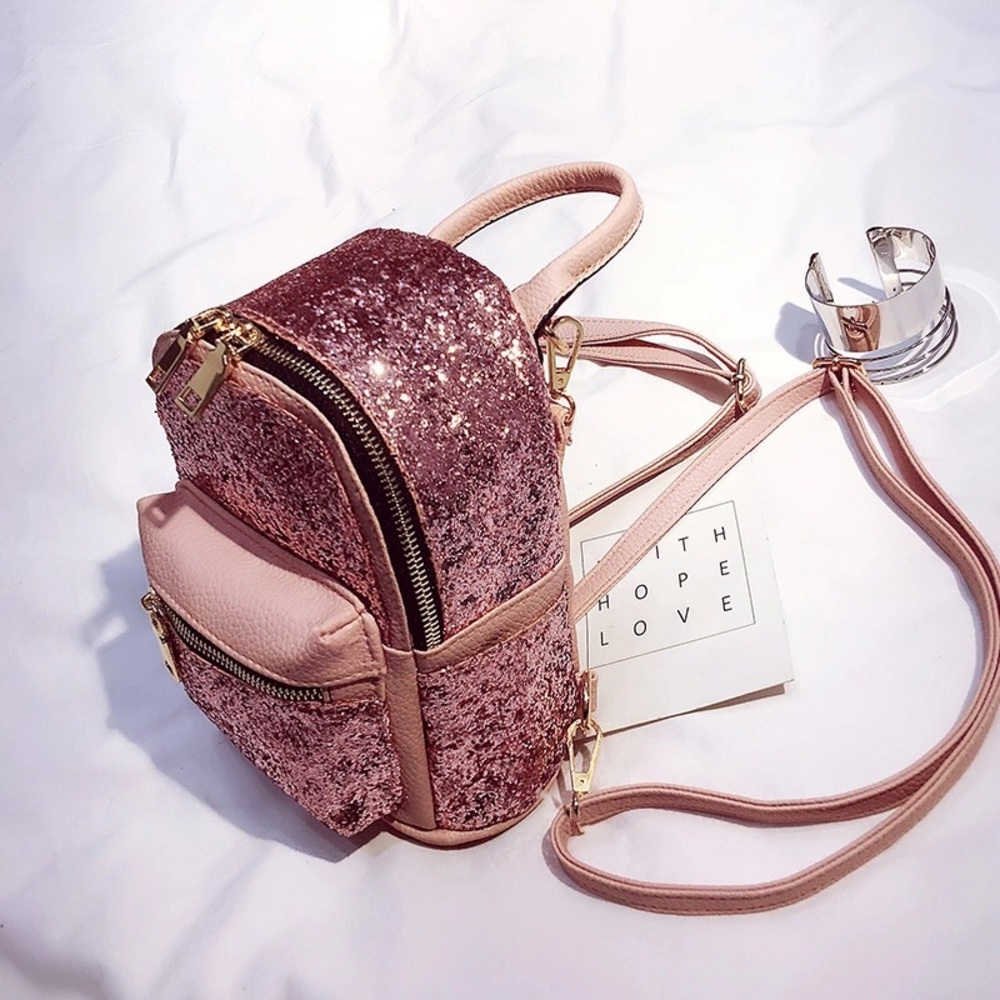 Back packs - Picture 3 of 4