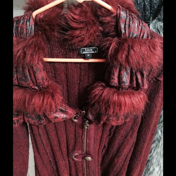 2 sweaters 1BKE 1lisa international - Picture 2 of 3