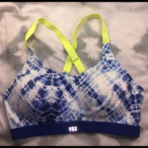 VS Sports Bra. Size 34C
