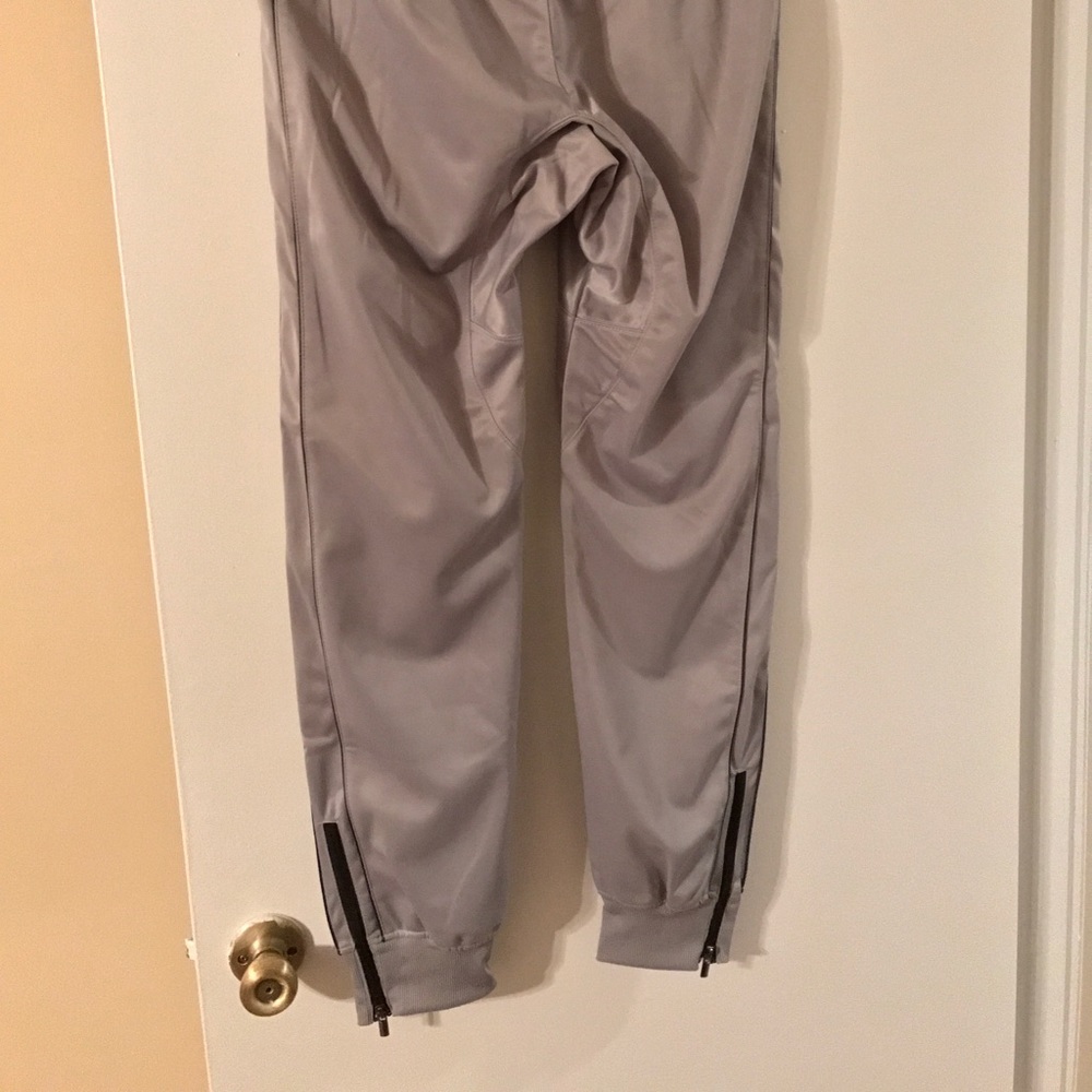 Joggers - Picture 4 of 4