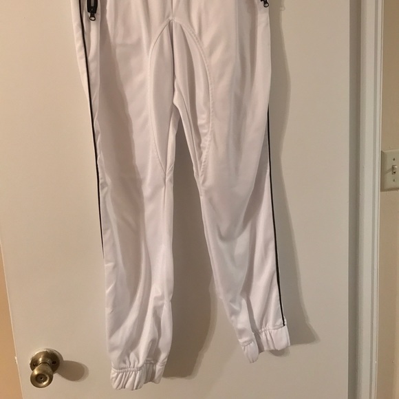 Joggers - Picture 2 of 4