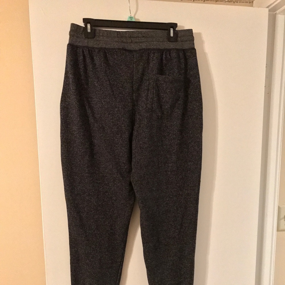 Joggers - Picture 3 of 4