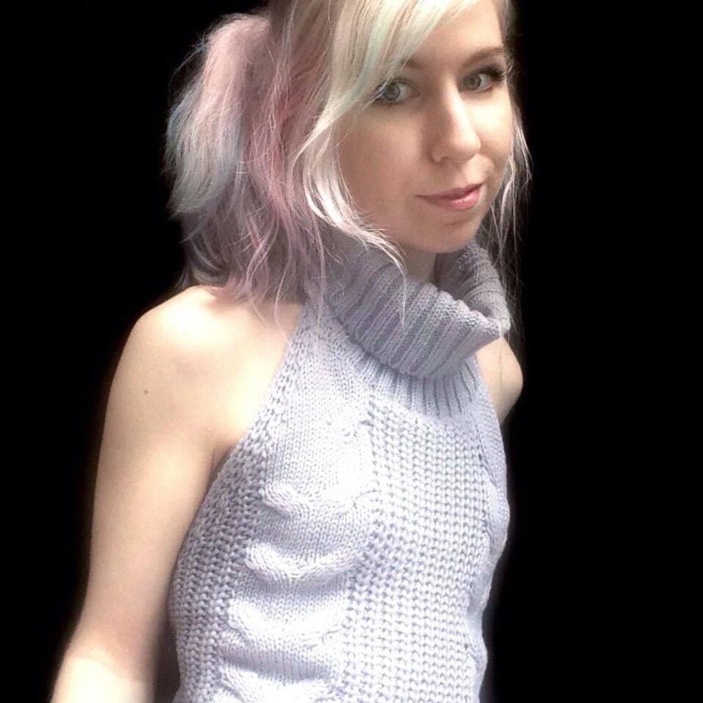 Meet your Posher, Laura