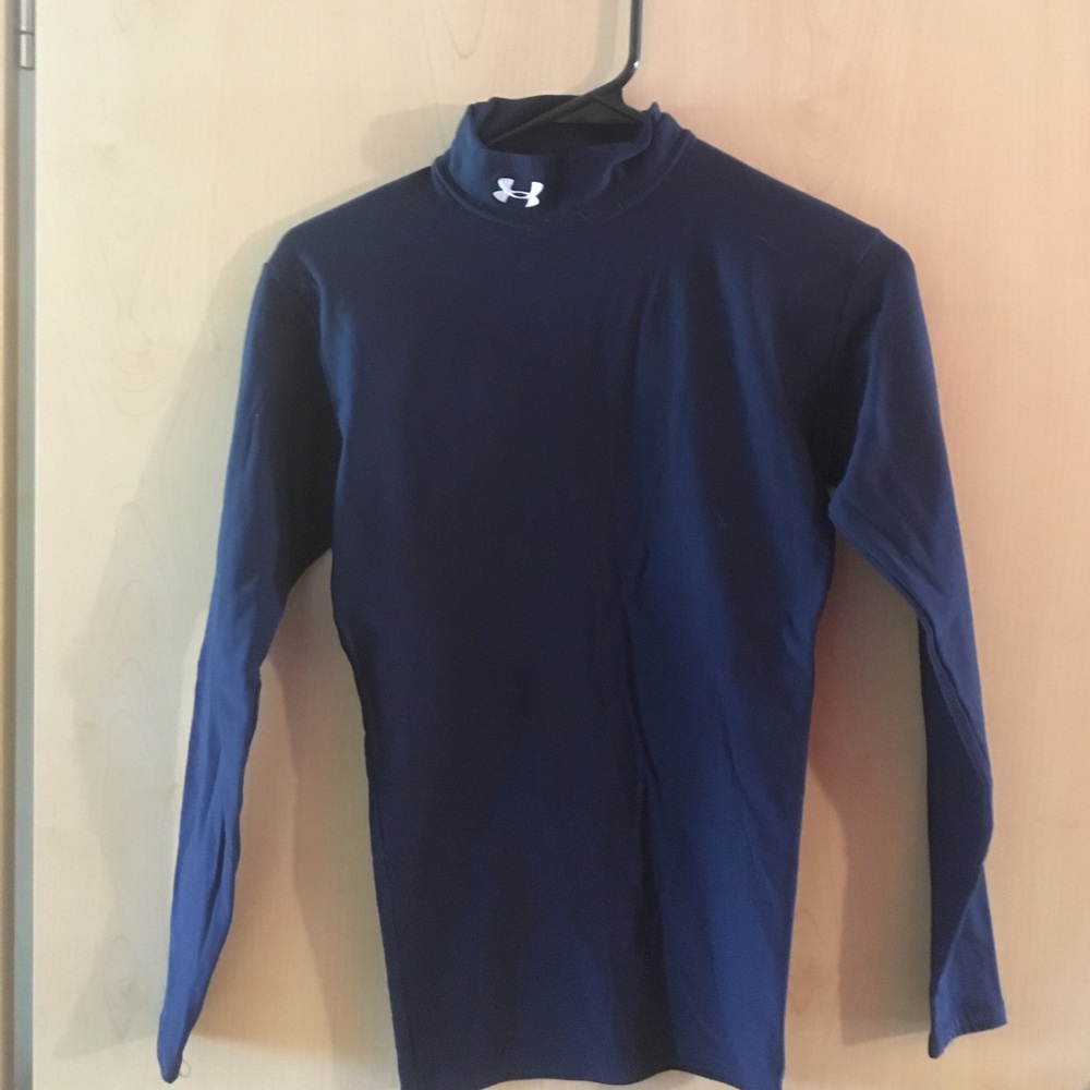 Fitted workout shirt