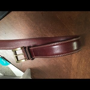 Men's Allen Edmonds belt size 40