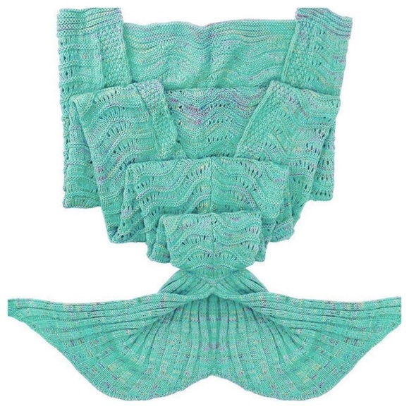 LAST 1❣️MERMAID BLANKET HAND WOVEN WOMENS/KIDS - Picture 5 of 5