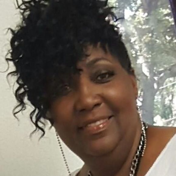 Meet your Posher, Dianne - Picture 1 of 1