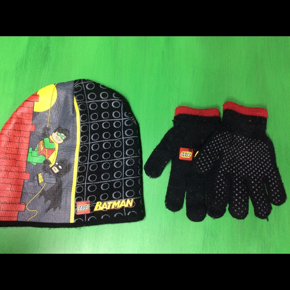 Winter hat/ matching gloves