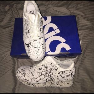 New asics gel-lyte 3 (size 10)