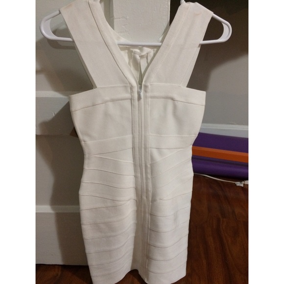 White xs new with tags banadage - Picture 2 of 3