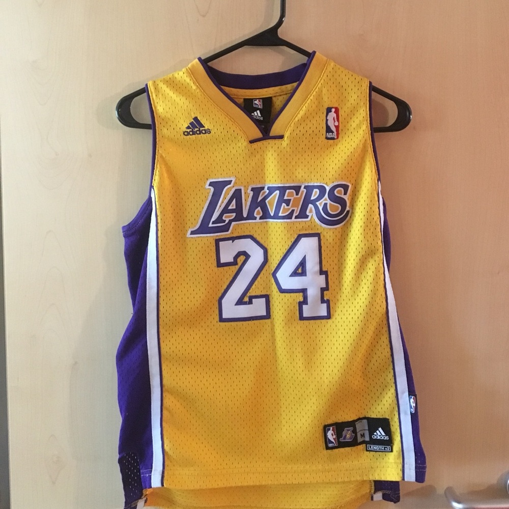 Bryant Lakers jersey