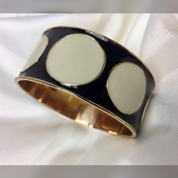 Vintage Black and Cream Designer Bangle - Picture 7 of 8