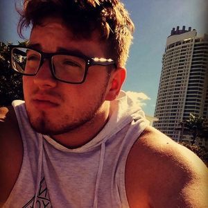 Meet your Posher, Zev