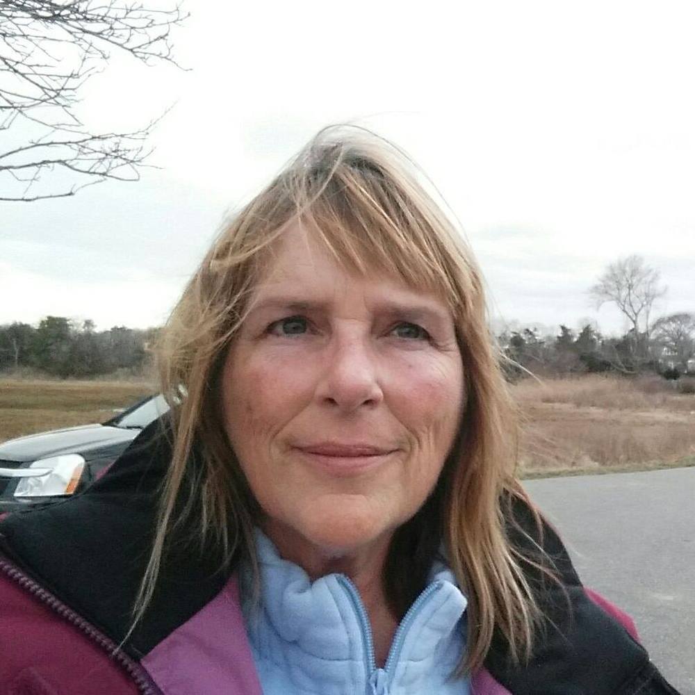 Meet your Posher, Laurie
