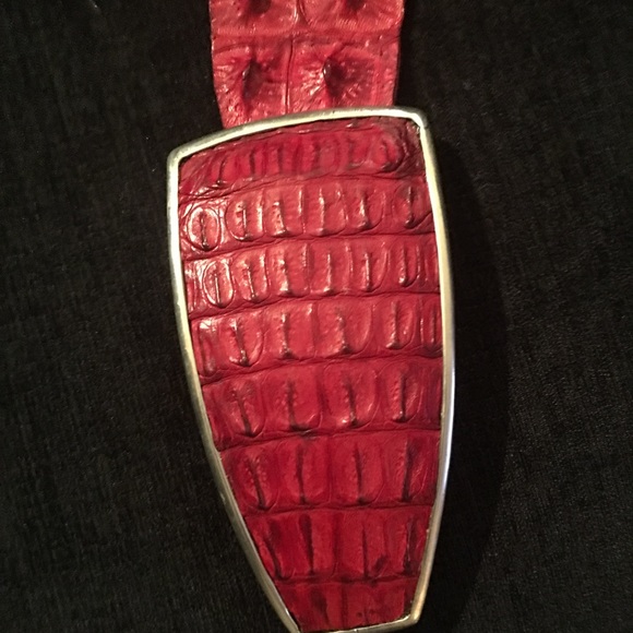 Red wide CROC cinching belt main image 5